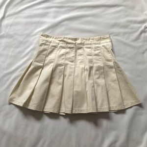 Brandy Melville pleated tennis skirt